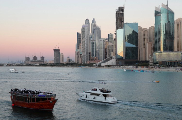 Du khách ở Dubai UAE