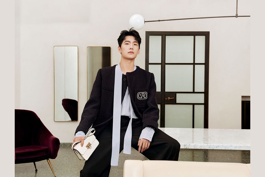 Kết hợp cá tính của Dương Dương tạo nên một Valentino độc đáo