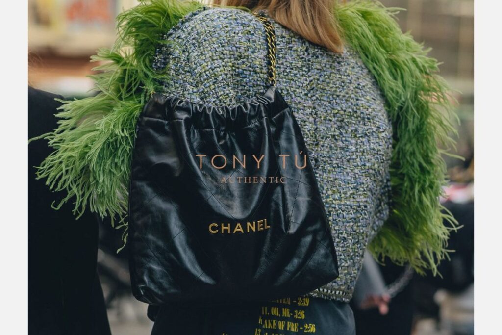Túi tote: Túi xách lớn đựng cả thế giới