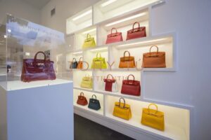 Túi xách xa xỉ giúp doanh số Hermès tăng mạnh