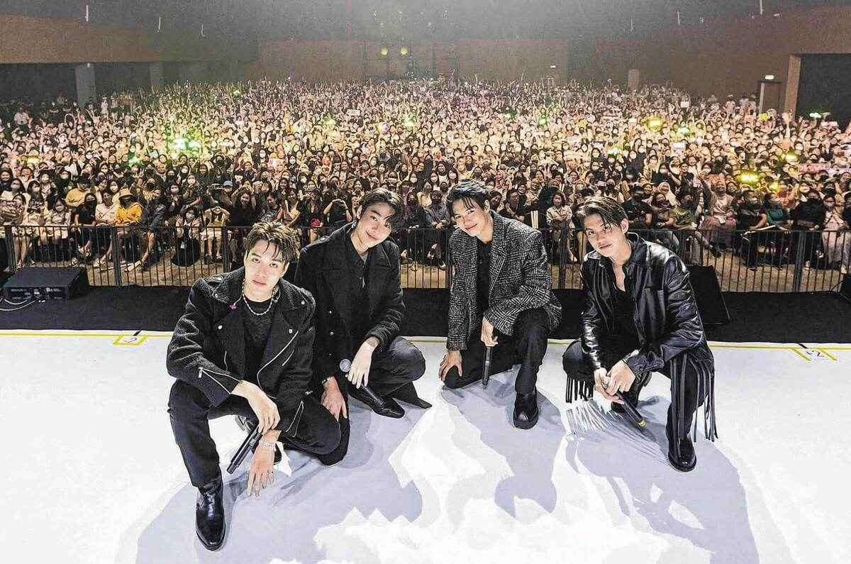 Giới trẻ và người nổi tiếng là người tiêu dùng hàng xa xỉ ở Thái Lan