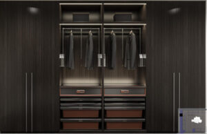 Tủ thông minh và phụ kiện của tín đồ hàng hiệu