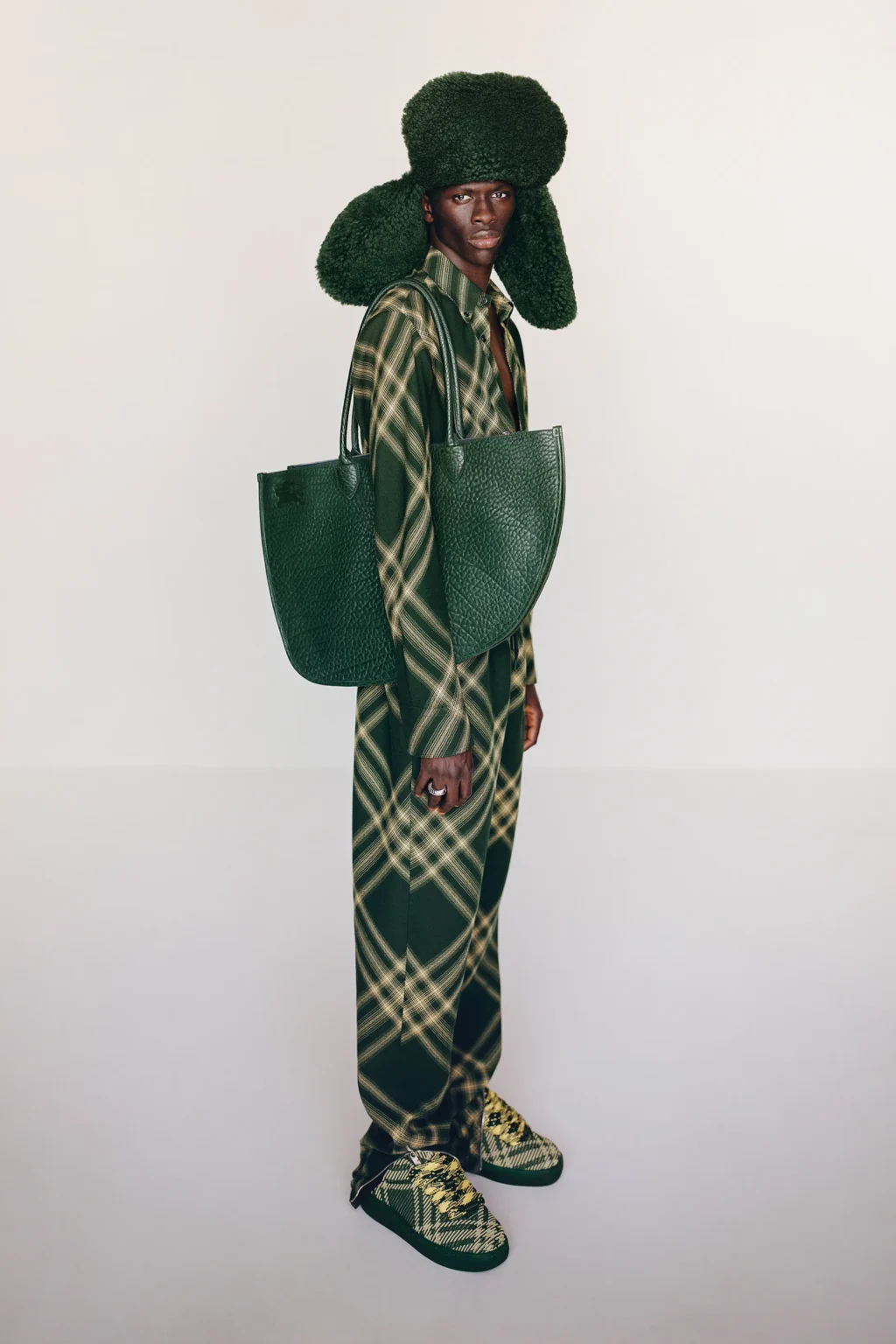 Bộ sưu tập Burberry Resort 2024